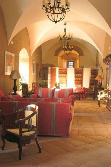 Hotel Rio Convento De La Luz 4*